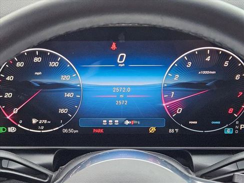 Used 2026 Mercedes-Benz GLC 300 image 11