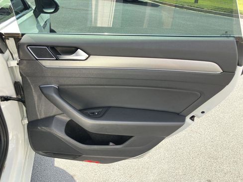 Used 2019 Volkswagen Arteon SEL FWD image 30