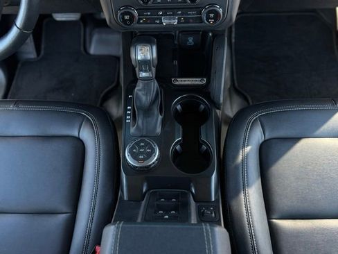 Used 2025 Ford Bronco Badlands AWD/4WD image 31