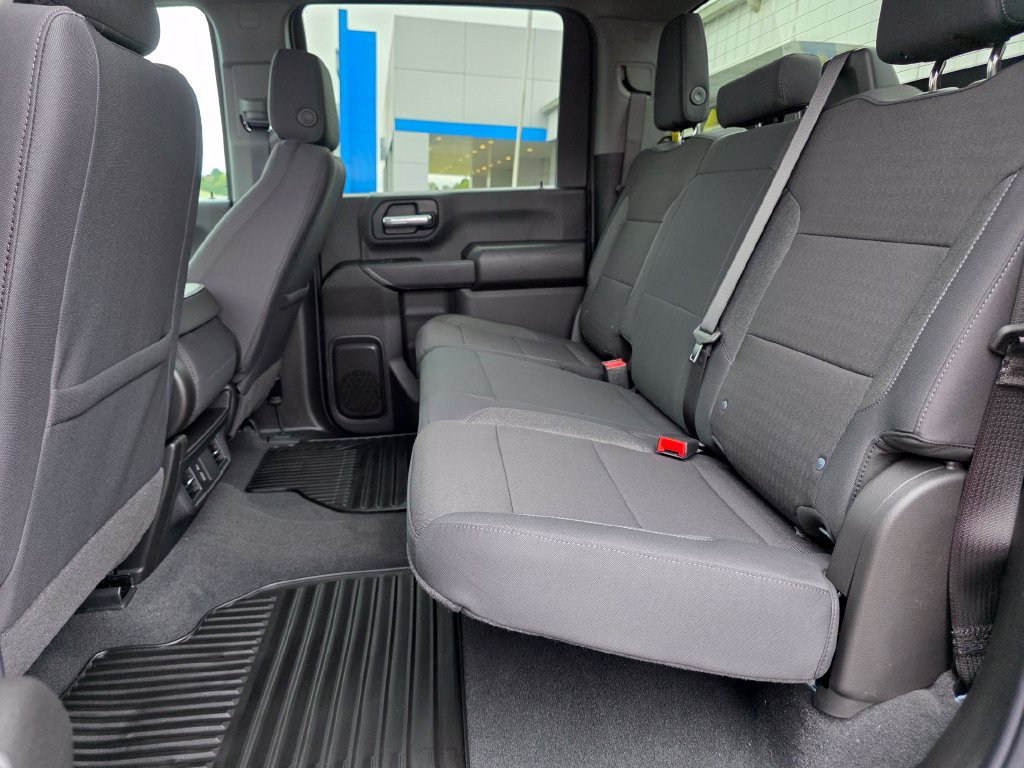 New 2026 Chevrolet Silverado 2500 Custom w/ Custom Value Package AWD/4WD image 13
