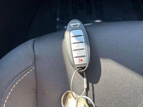 Used 2025 Nissan Altima 2.5 SV image 21