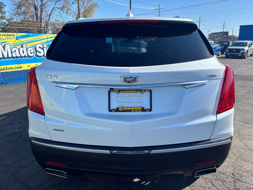 Used 2017 Cadillac XT5 Premium Luxury AWD/4WD image 3
