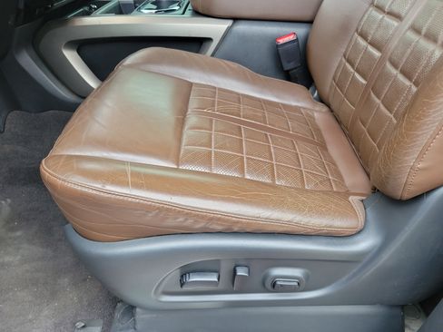 Used 2021 Nissan Titan Platinum Reserve w/ Off Road Protection Package image 5