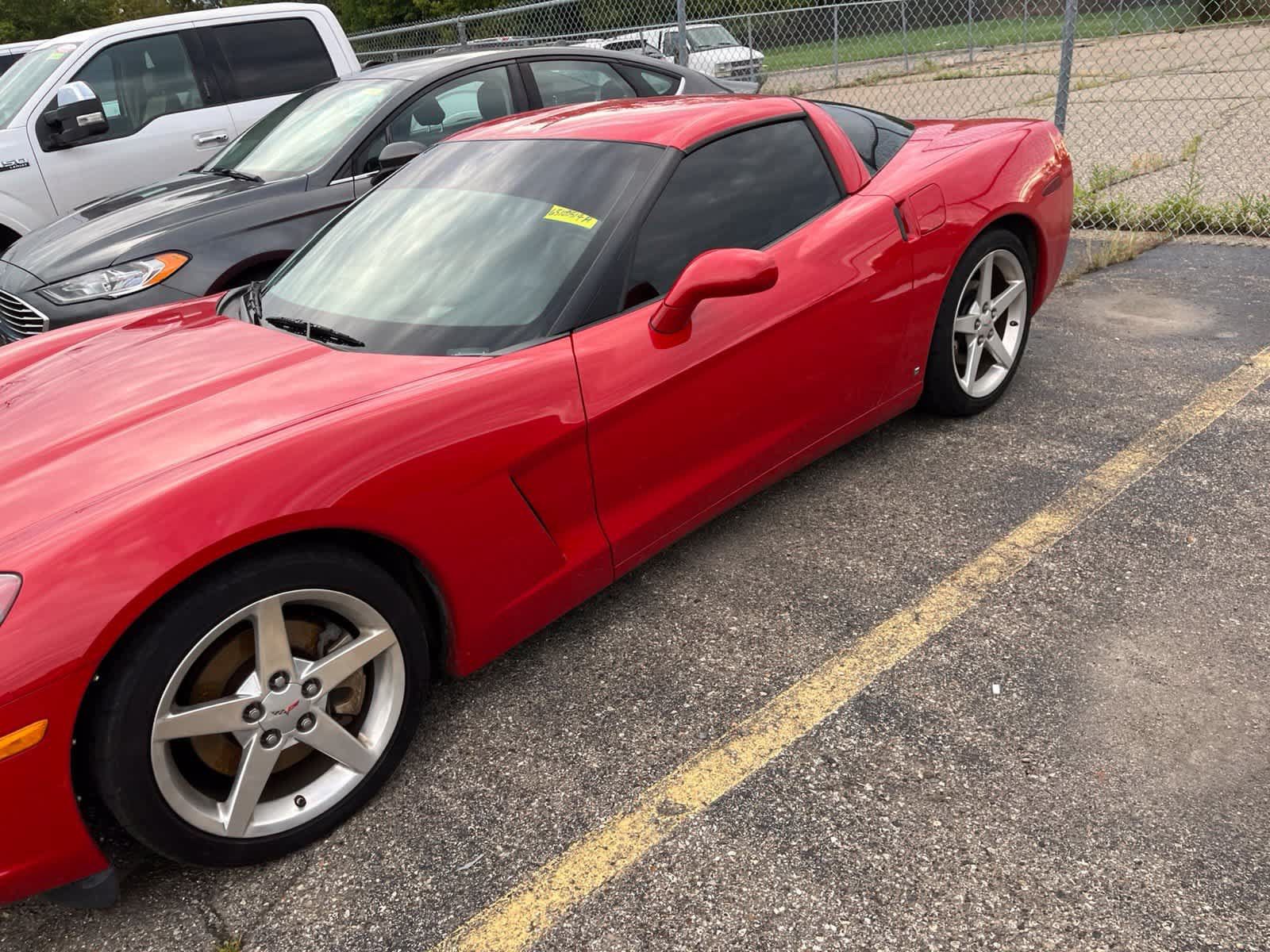 Used 2006 Chevrolet Corvette Coupe w/ Preferred Equipment Group RWD image 7