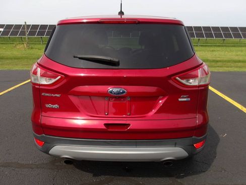 Used 2016 Ford Escape SE AWD/4WD image 4