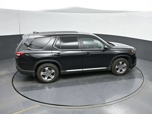 Used 2025 Honda Pilot EX-L image 47