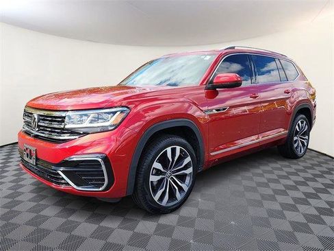 Certified 2022 Volkswagen Atlas SEL Premium image 3