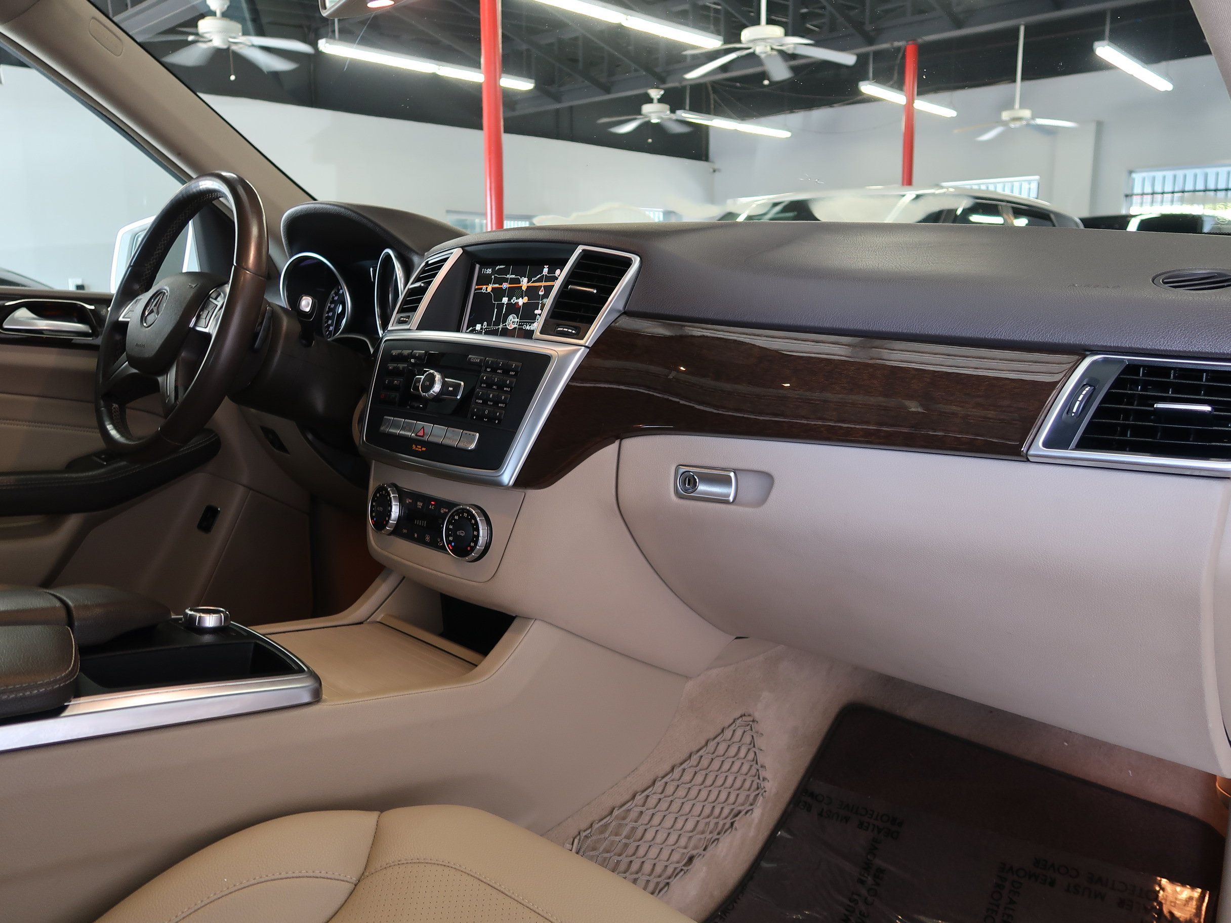 Used 2015 Mercedes-Benz ML 350 2WD image 29