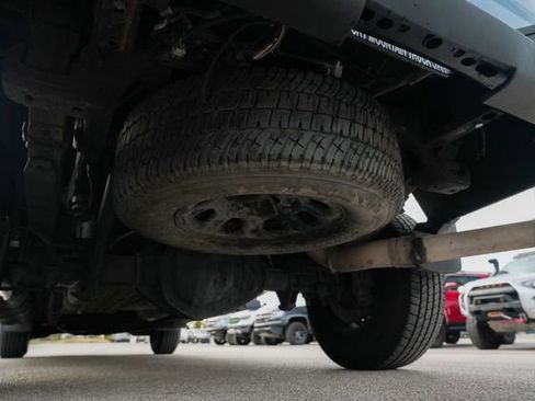 Used 2015 Chevrolet Silverado 3500 LT w/ LT Fleet Convenience Package image 7