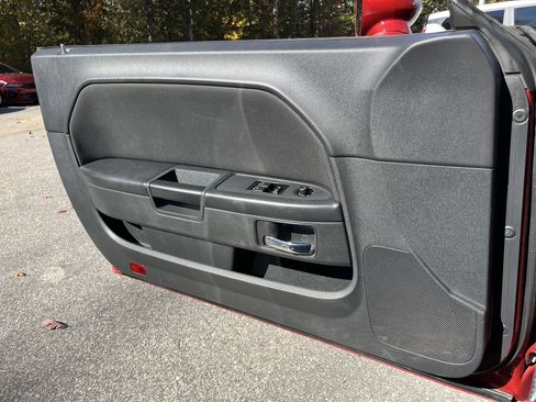 Used 2010 Dodge Challenger R/T image 12