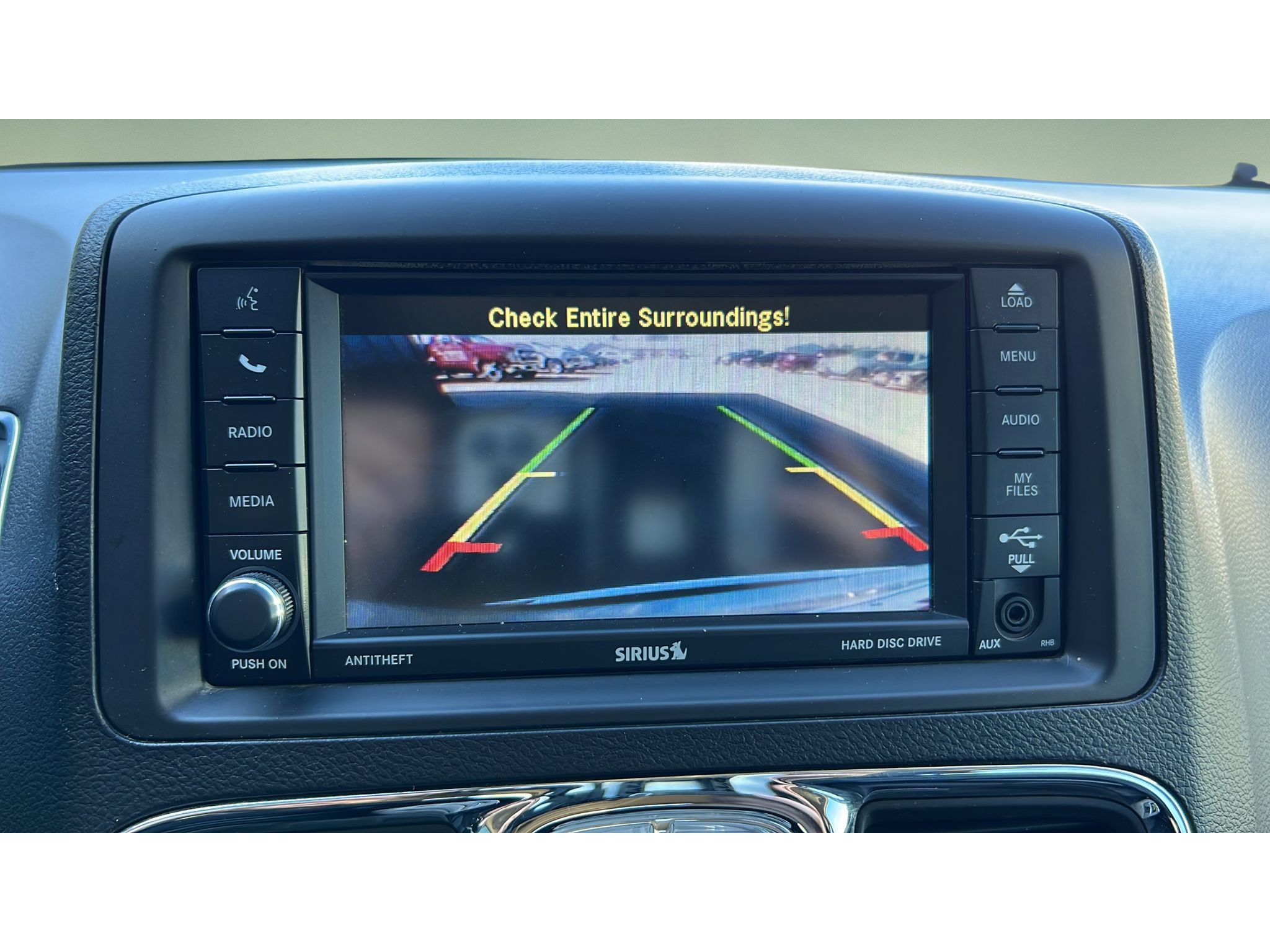 Used 2014 Chrysler Town & Country Touring-L w/ Driver Convenience Group FWD image 19