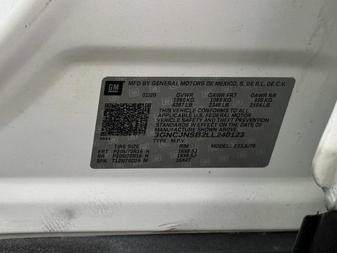 Used 2020 Chevrolet Trax LS AWD/4WD image 18