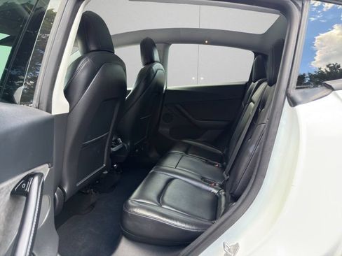 Used 2020 Tesla Model Y Long Range AWD/4WD image 10