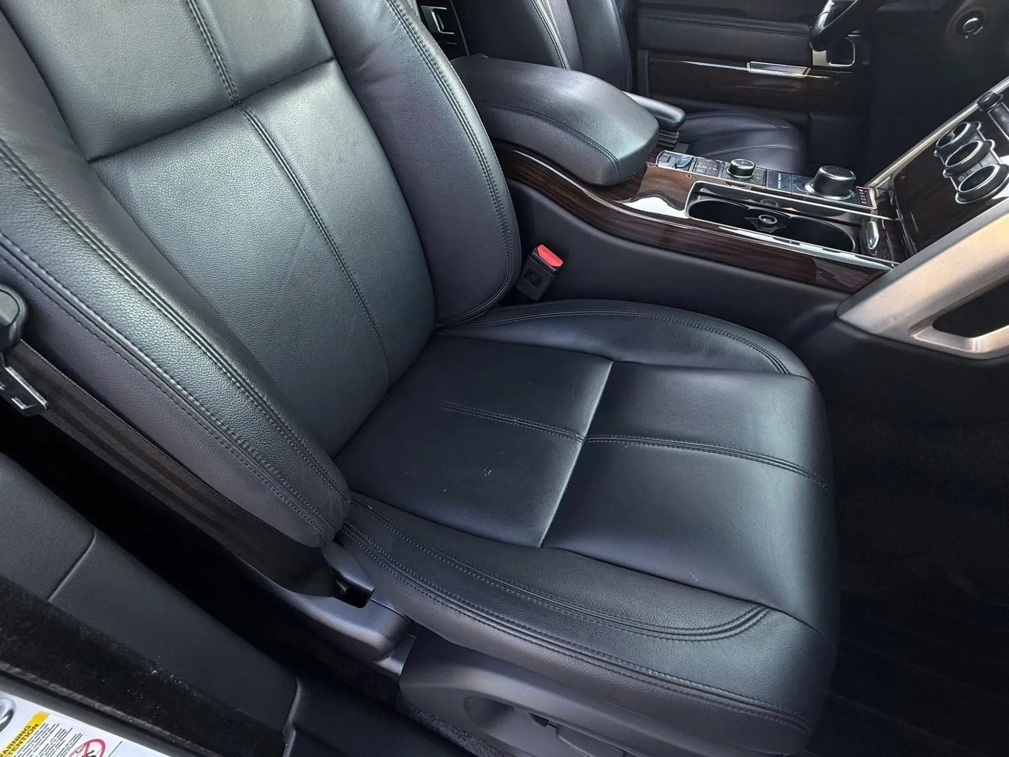 Used 2015 Land Rover Range Rover AWD/4WD image 18