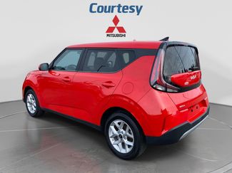 Used 2024 Kia Soul LX w/ Option Group 015 FWD video 3
