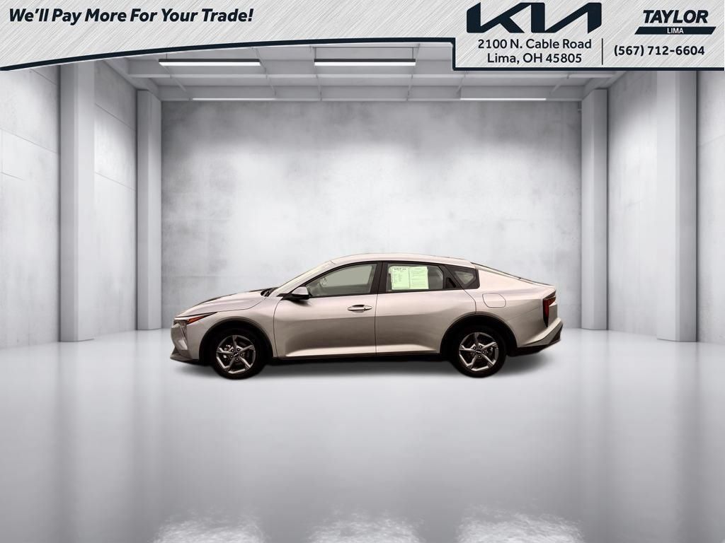 Used 2025 Kia K4 FWD image 3