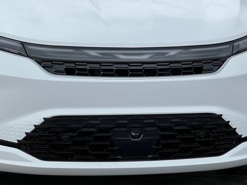New 2027 Chrysler Pacifica Select AWD/4WD image 43