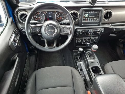 Used 2022 Jeep Wrangler Unlimited Sport AWD/4WD image 12