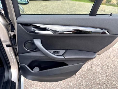 Used 2022 BMW X1 xDrive28i w/ Convenience Package image 29