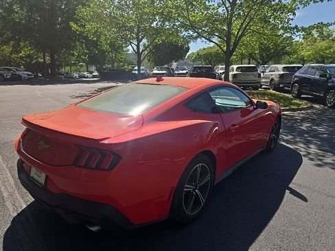 Used 2024 Ford Mustang Premium image 9