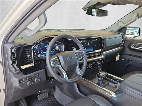 New 2026 Chevrolet Silverado 1500 RST AWD/4WD image 3