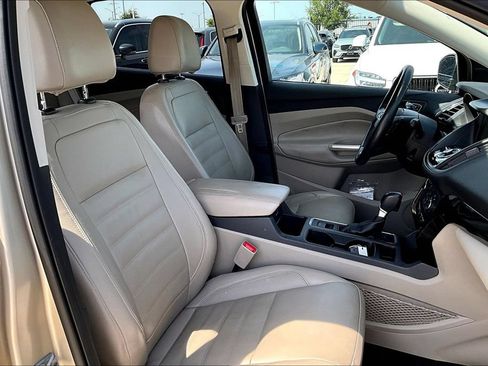 Used 2017 Ford Escape Titanium FWD image 8