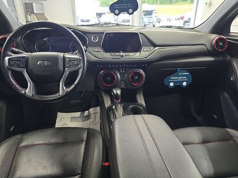Certified 2021 Chevrolet Blazer RS w/ Enhanced Convenience Package AWD/4WD image 11