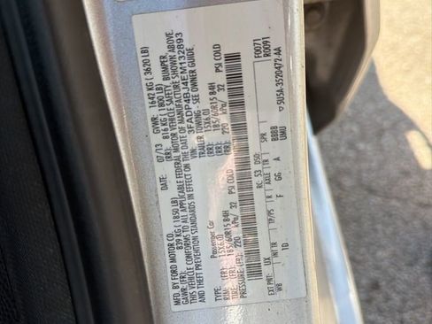 Used 2014 Ford Fiesta SE image 3