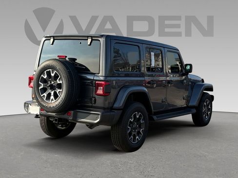 New 2025 Jeep Wrangler Sahara image 17