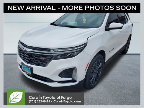 Used 2022 Chevrolet Equinox RS FWD image 1