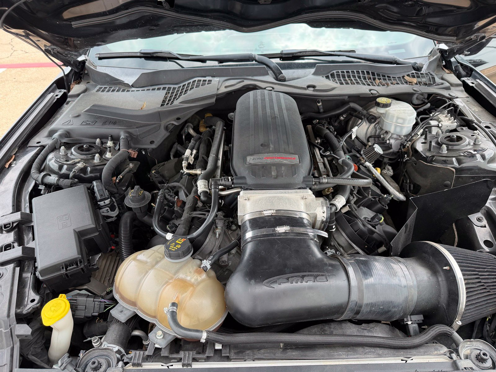 Used 2018 Ford Mustang GT Premium RWD image 26