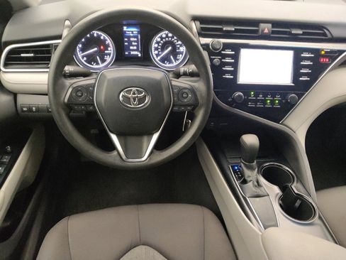 Used 2018 Toyota Camry FWD image 22