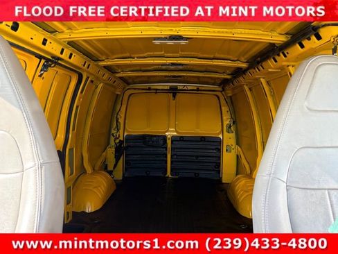 Used 2023 Chevrolet Express 2500 RWD image 14