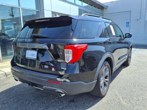 Used 2022 Ford Explorer XLT w/ Equipment Group 202A RWD image 23