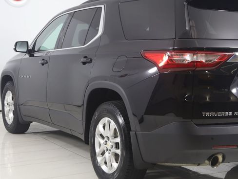 Used 2019 Chevrolet Traverse LT w/ LPO, Floor Liner Package AWD/4WD image 23