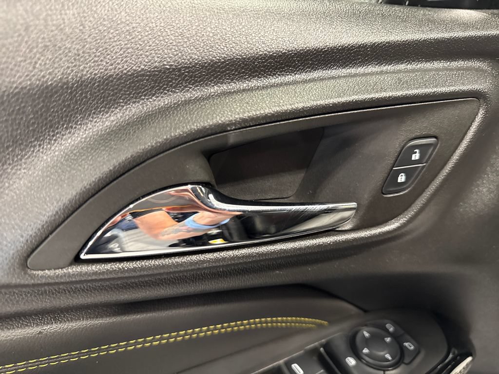 Used 2024 Chevrolet Trax LT FWD image 27