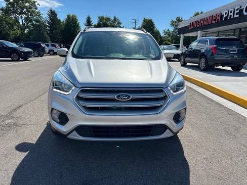 Used 2018 Ford Escape SEL FWD image 3