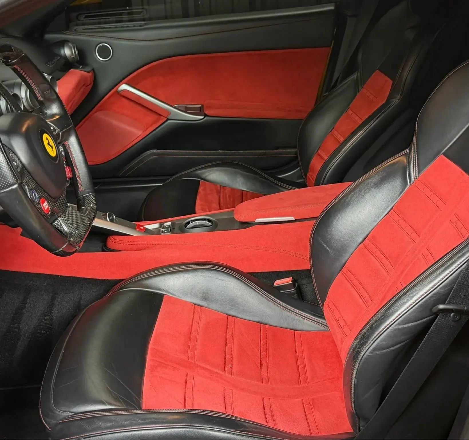 Used 2015 Ferrari F12 Berlinetta RWD image 30