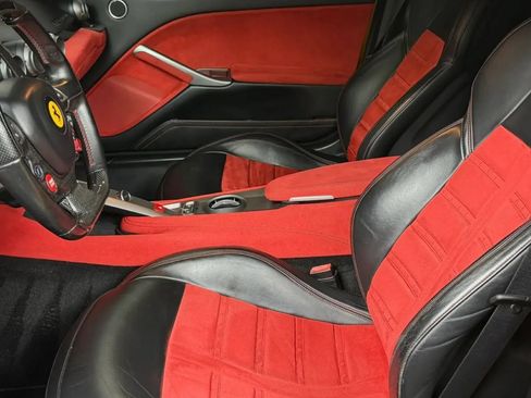 Used 2015 Ferrari F12 Berlinetta RWD image 30