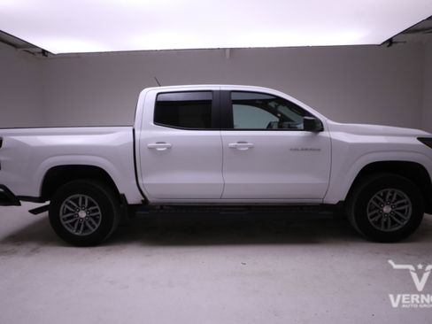 Used 2024 Chevrolet Colorado LT w/ LT Convenience Package image 6