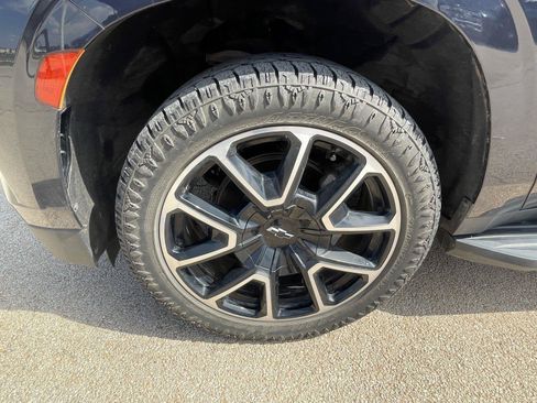 Used 2023 Chevrolet Tahoe RST w/ Luxury Package RWD image 36