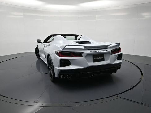 Used 2022 Chevrolet Corvette Stingray Premium Conv w/ Z51 Performance Package RWD image 27
