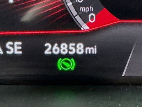 Used 2023 Volkswagen Tiguan SE R-Line image 10