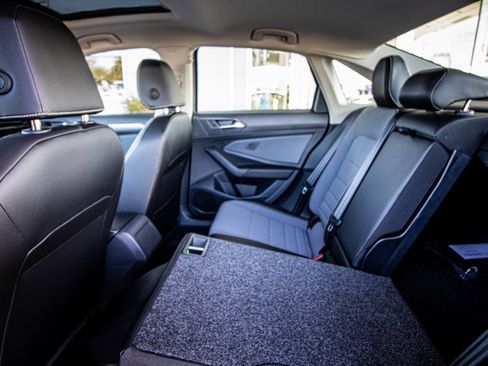 New 2026 Volkswagen Jetta SE image 48