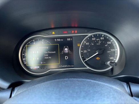 Used 2020 Nissan Kicks SV FWD image 13