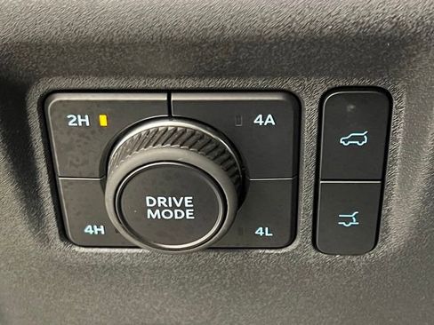 Used 2025 Ford Expedition Platinum AWD/4WD image 29