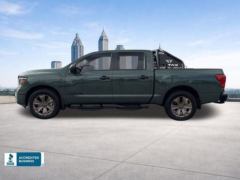 Certified 2024 Nissan Titan SV w/ SV Bronze Edition Package image 2