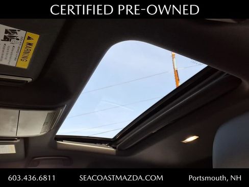 Certified 2024 MAZDA MAZDA3 Hatchback w/Premium Plus Pkg image 11