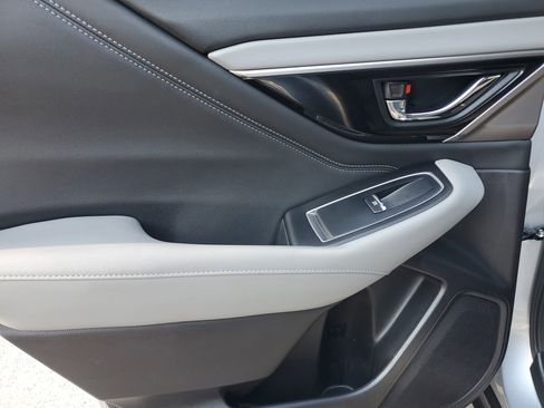 Used 2020 Subaru Outback Limited w/ Popular Package #2 image 14