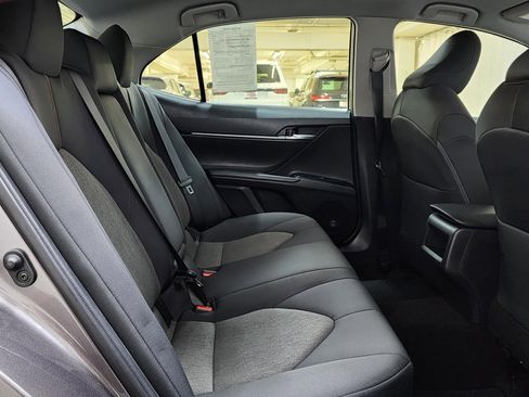 Used 2020 Toyota Camry LE w/ Convenience Package AWD/4WD image 20